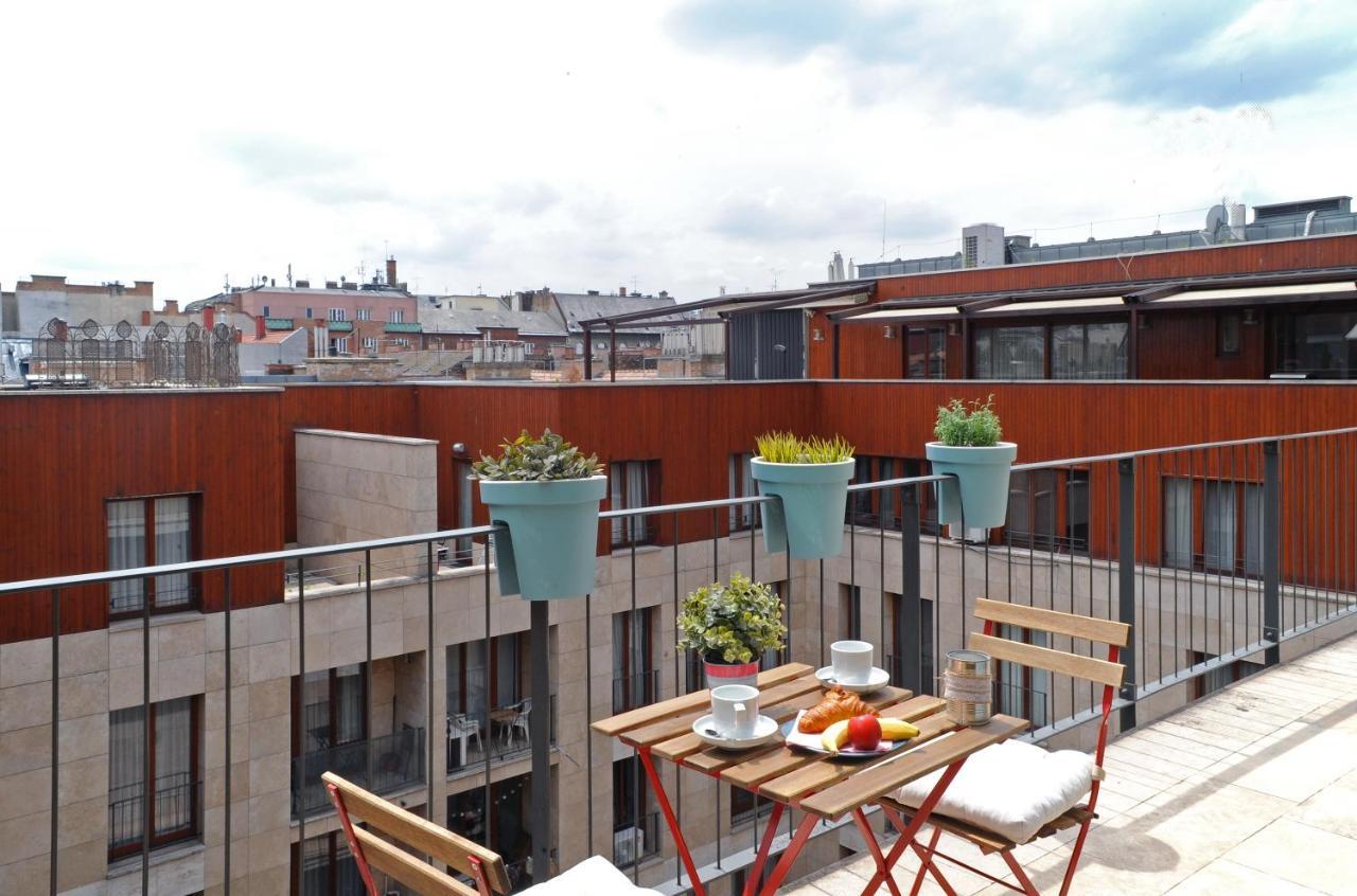 Skyline Soho ☆ With A/c And Free Parking Apartament Budapesta
